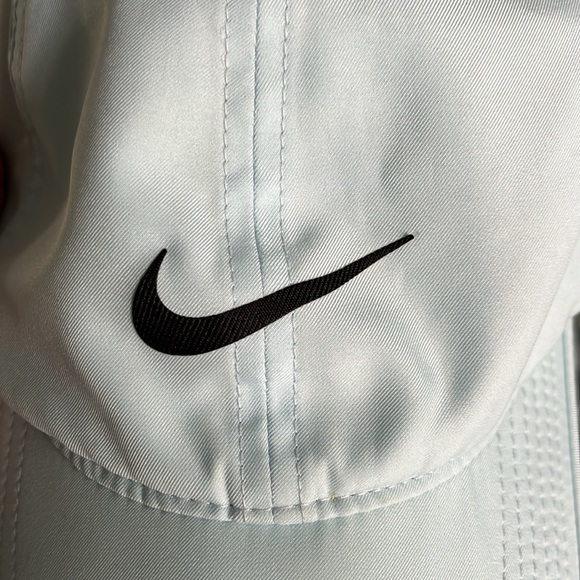 Nike hat - Picture 2 of 5
